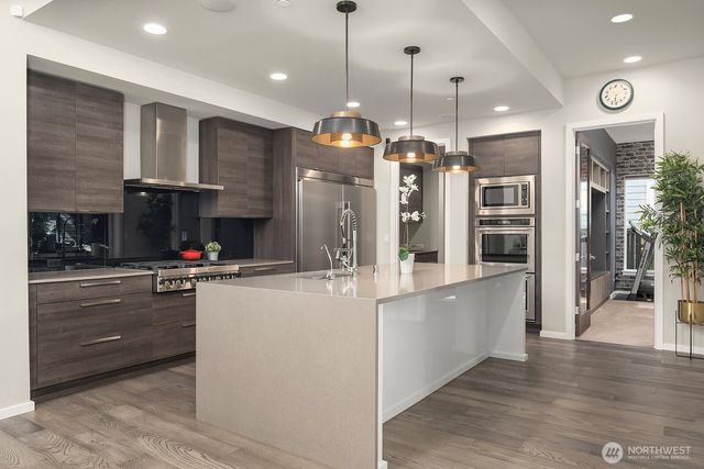 22222 SE 39th Place, Sammamish, WA 98075