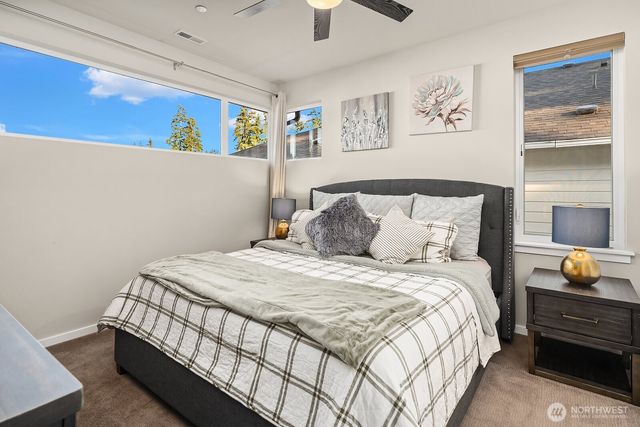 22222 SE 39th Place, Sammamish, WA 98075