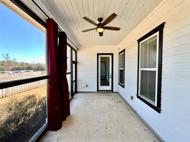 1066 Grant Wood Ave, Driftwood, TX 78619