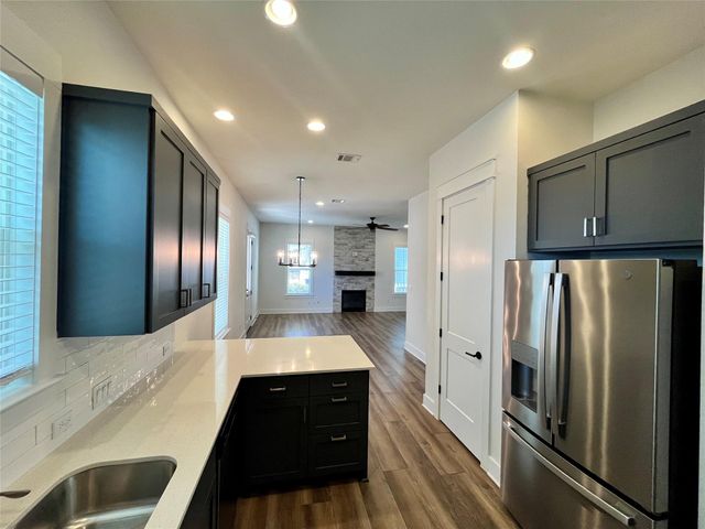 1066 Grant Wood Ave, Driftwood, TX 78619