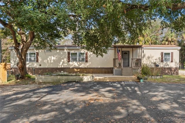 193 Gladys Avenue, Inglis, FL 34449