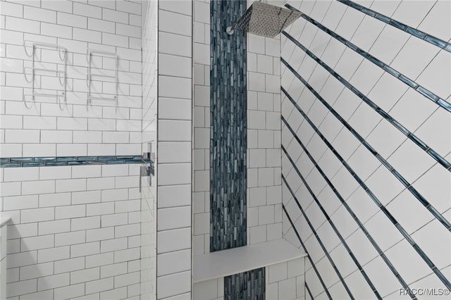 193 Gladys Avenue, Inglis, FL 34449