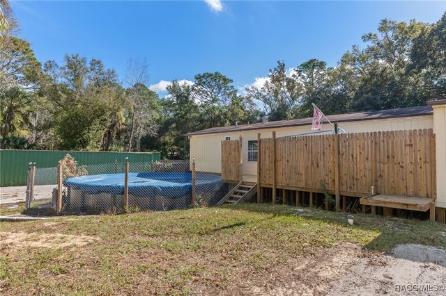 193 Gladys Avenue, Inglis, FL 34449