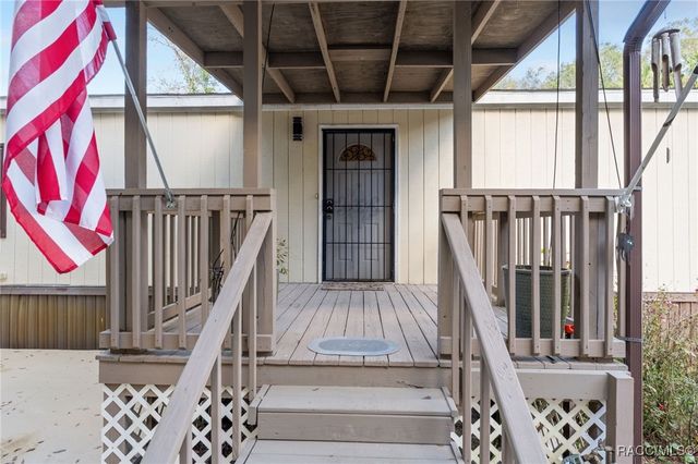 193 Gladys Avenue, Inglis, FL 34449