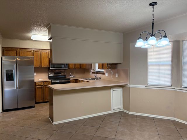 209 Creekwood Drive, Sherwood, AR 72116