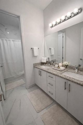 22255 SW 132nd Ave, Miami, FL 33170