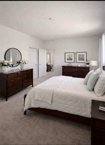 22255 SW 132nd Ave, Miami, FL 33170