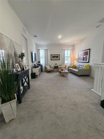 22255 SW 132nd Ave, Miami, FL 33170