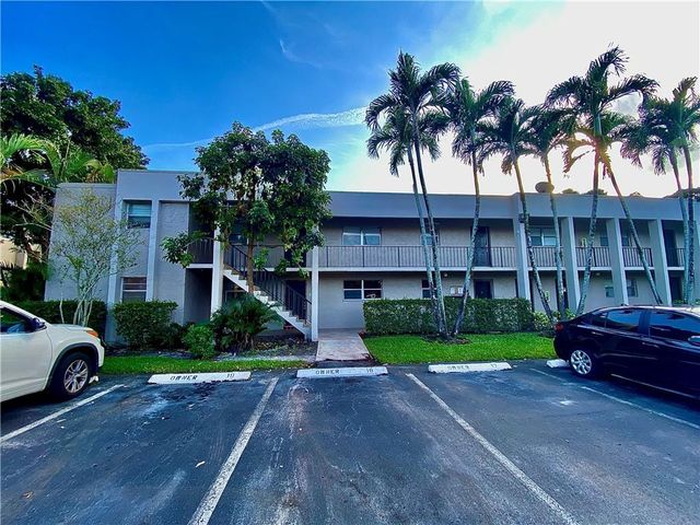 8506 OLD COUNTRY Manor 213, Davie, FL 33328