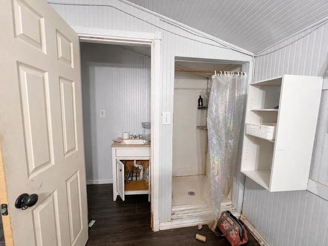 110 N Marlborough Avenue, Dallas, TX 75208