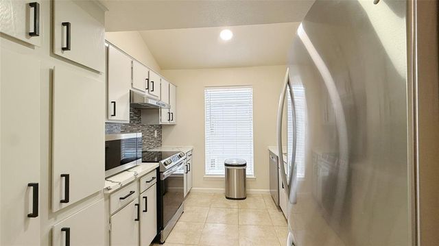 9809 Richmond Avenue C13, Houston, TX 77042