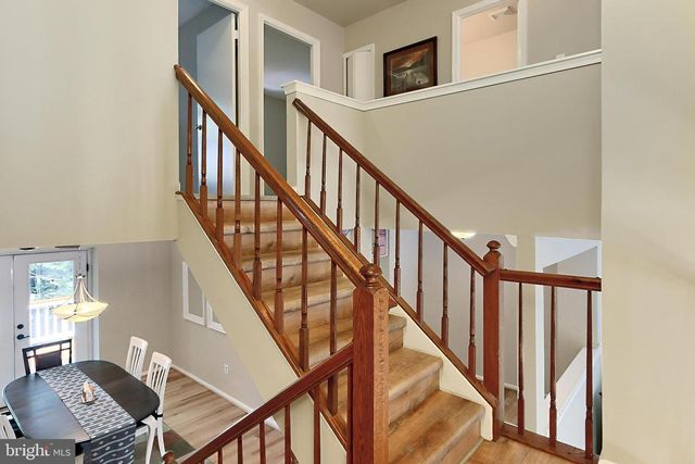 9694 POINDEXTER CT, Burke, VA 22015