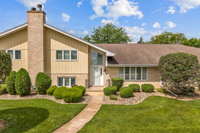 18116 John Charles Drive, Orland Park, IL 60467