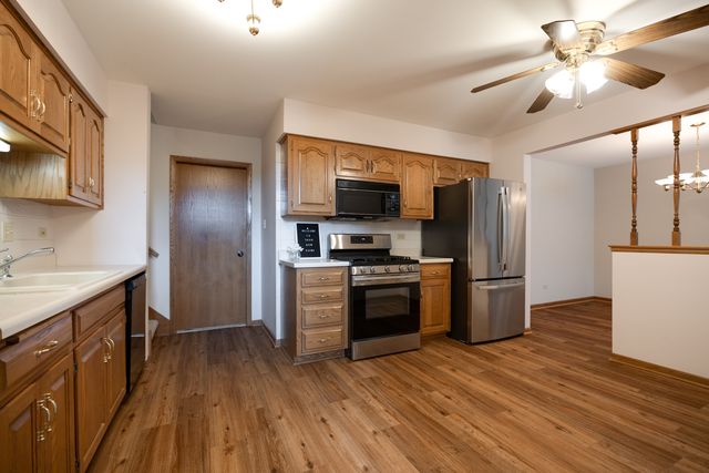 18116 John Charles Drive, Orland Park, IL 60467