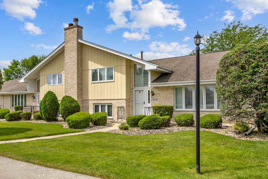 18116 John Charles Drive, Orland Park, IL 60467