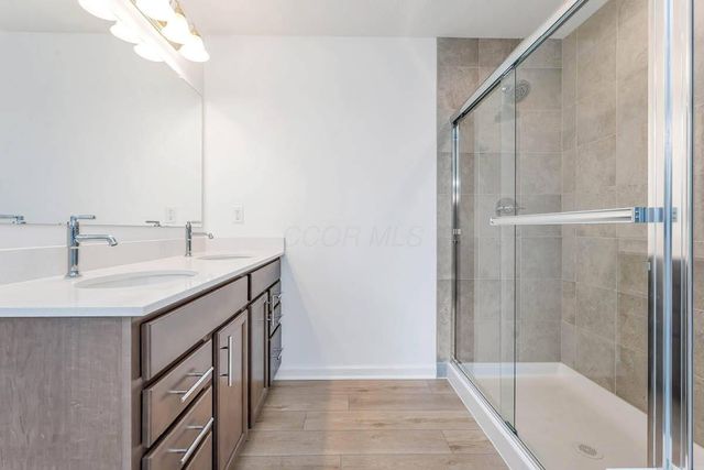 189 Mahogany Drive, Lewis Center, OH 43035