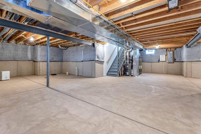 189 Mahogany Drive, Lewis Center, OH 43035