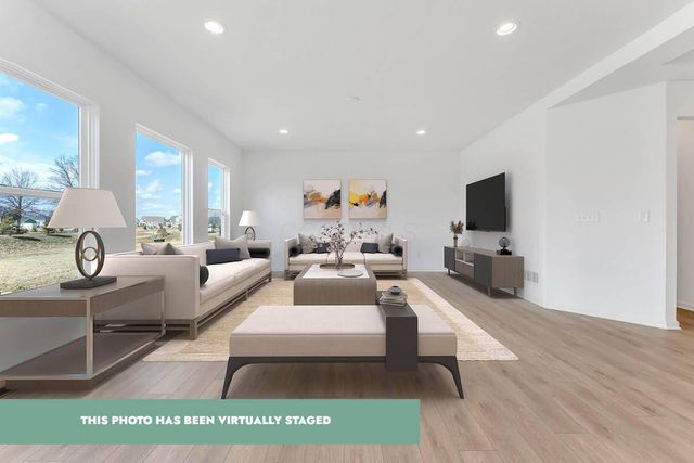 189 Mahogany Drive, Lewis Center, OH 43035