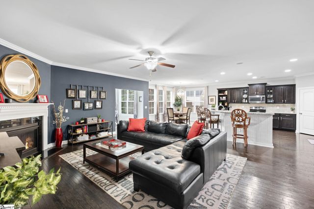 313 Scotts Bluff Drive, Simpsonville, SC 29681