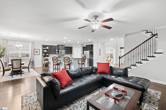 313 Scotts Bluff Drive, Simpsonville, SC 29681