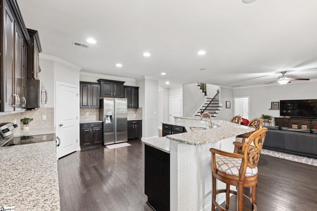 313 Scotts Bluff Drive, Simpsonville, SC 29681