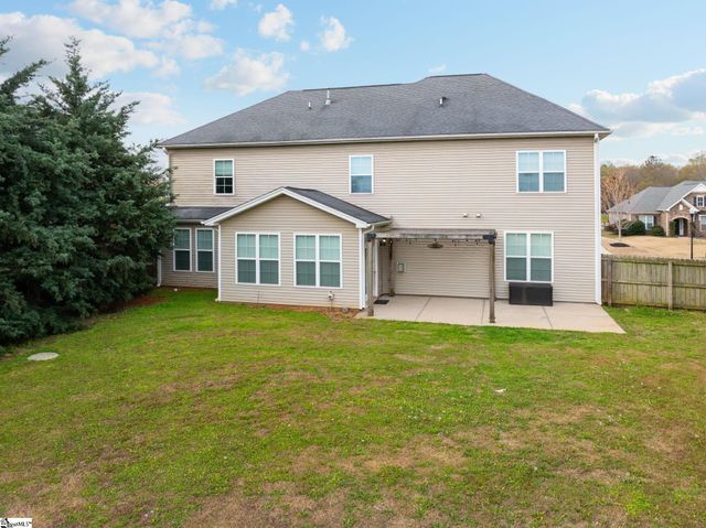313 Scotts Bluff Drive, Simpsonville, SC 29681