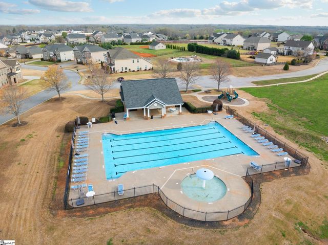 313 Scotts Bluff Drive, Simpsonville, SC 29681