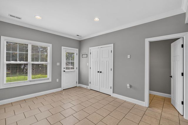 2704 Woodlawn Avenue NW Apt 1, Cleveland, TN 37312