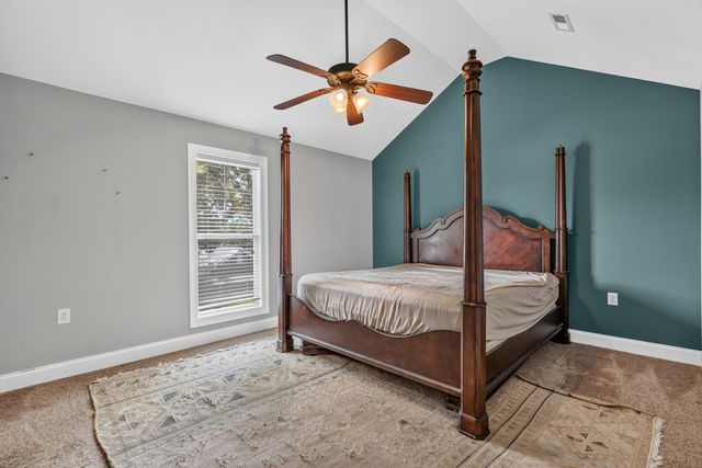 2704 Woodlawn Avenue NW Apt 1, Cleveland, TN 37312