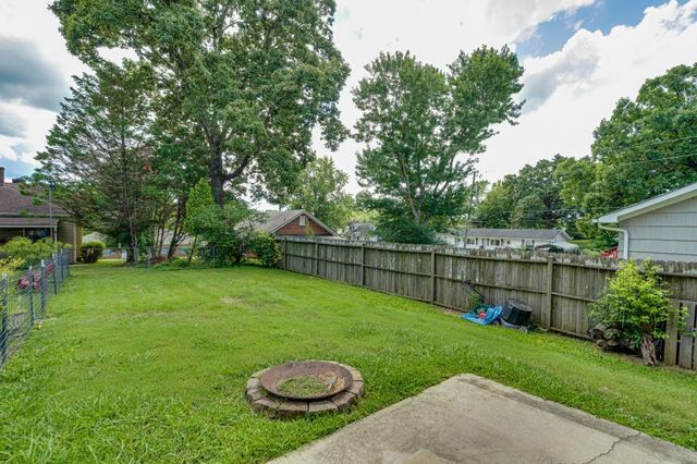 2704 Woodlawn Avenue NW Apt 1, Cleveland, TN 37312