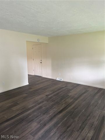 3533 Wyandot Lane, Youngstown, OH 44502