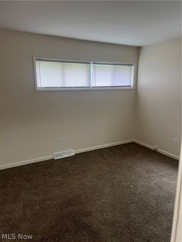 3533 Wyandot Lane, Youngstown, OH 44502