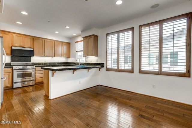 203 Via Antonio, Thousand Oaks, CA 91320