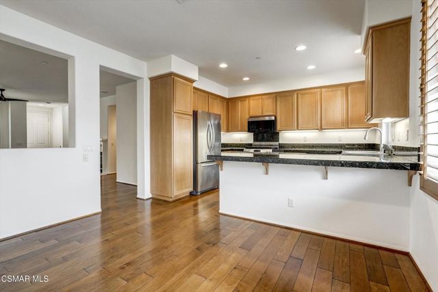 203 Via Antonio, Thousand Oaks, CA 91320