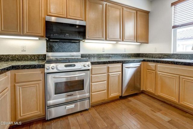 203 Via Antonio, Thousand Oaks, CA 91320