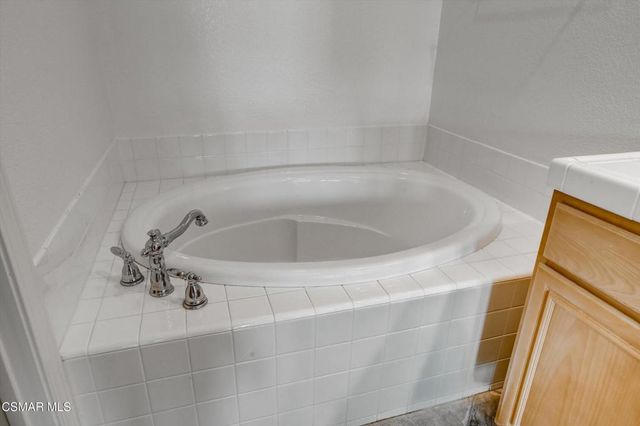 203 Via Antonio, Thousand Oaks, CA 91320