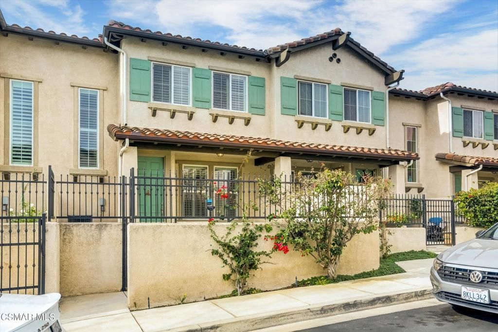 203 Via Antonio, Thousand Oaks, CA 91320