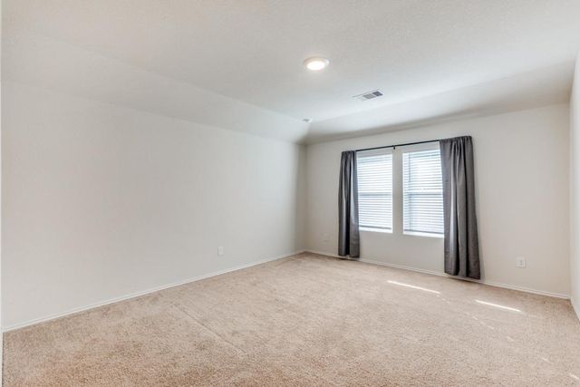 250 Granary DR, Kyle, TX 78640
