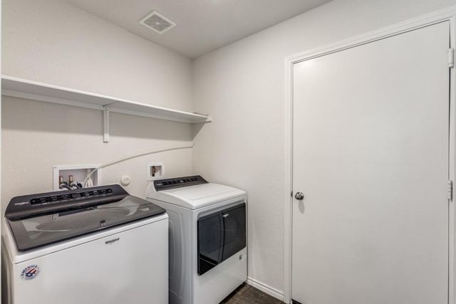 250 Granary DR, Kyle, TX 78640