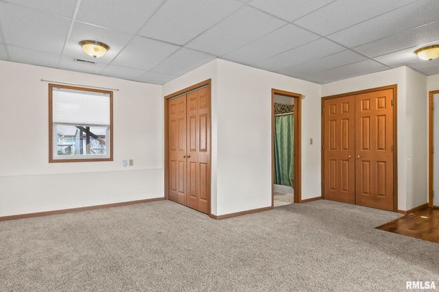 3058 TWIN LAKES Drive, Springfield, IL 62707