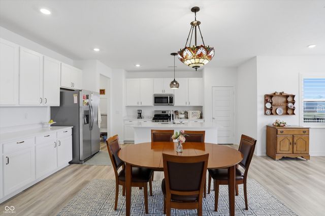 7446 Legends Way, Whitestown, IN 46075