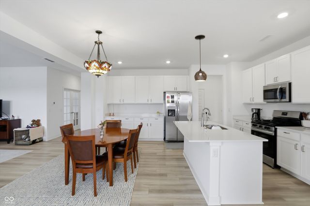 7446 Legends Way, Whitestown, IN 46075