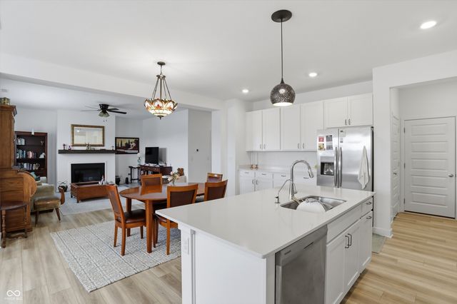 7446 Legends Way, Whitestown, IN 46075