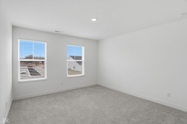 7446 Legends Way, Whitestown, IN 46075