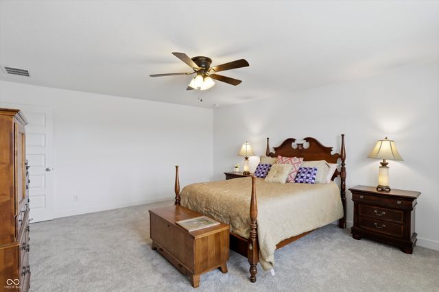 7446 Legends Way, Whitestown, IN 46075