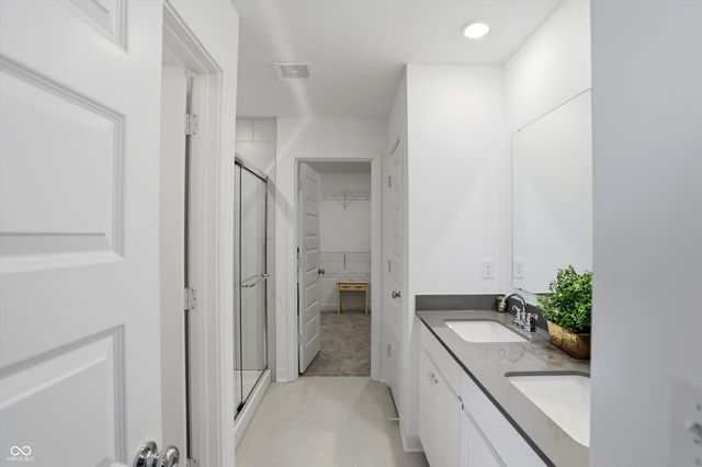 7446 Legends Way, Whitestown, IN 46075