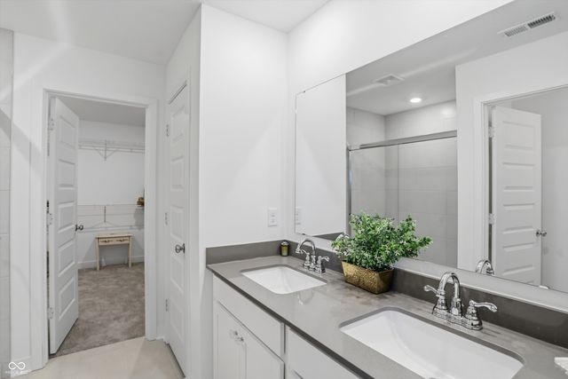 7446 Legends Way, Whitestown, IN 46075