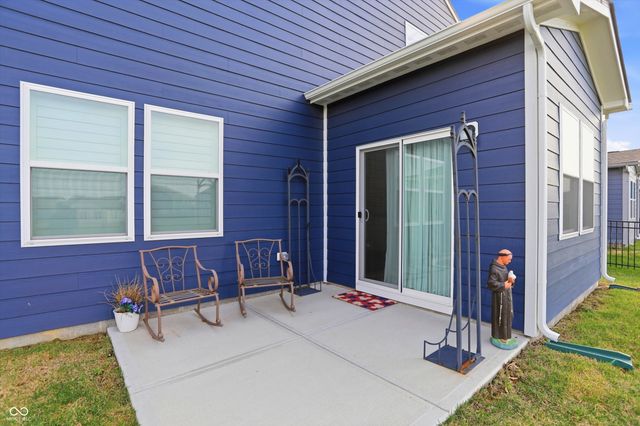 7446 Legends Way, Whitestown, IN 46075