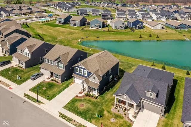 7446 Legends Way, Whitestown, IN 46075