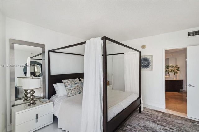 250 Sunny Isles Blvd 3-1805, Sunny Isles Beach, FL 33160